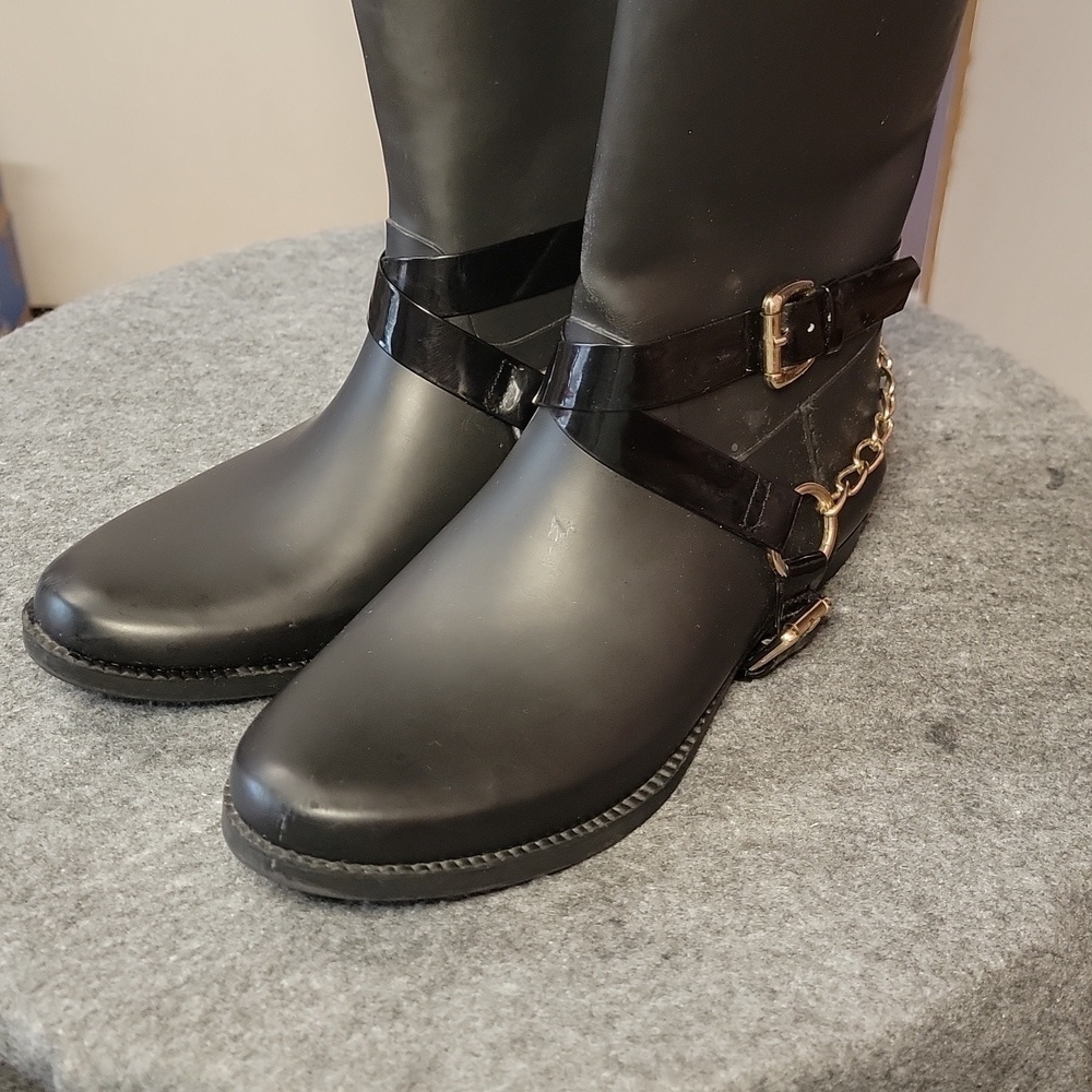 Henry Ferrera Harness Rain Boots - Picture 4 of 12